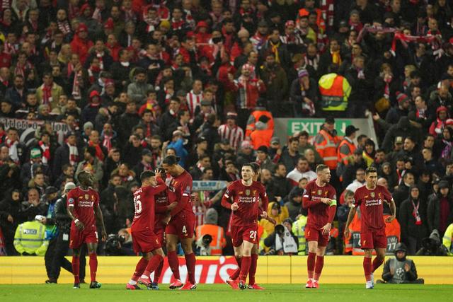 孙铭徽20+7胡金秋24分 广厦6人上双击败四川